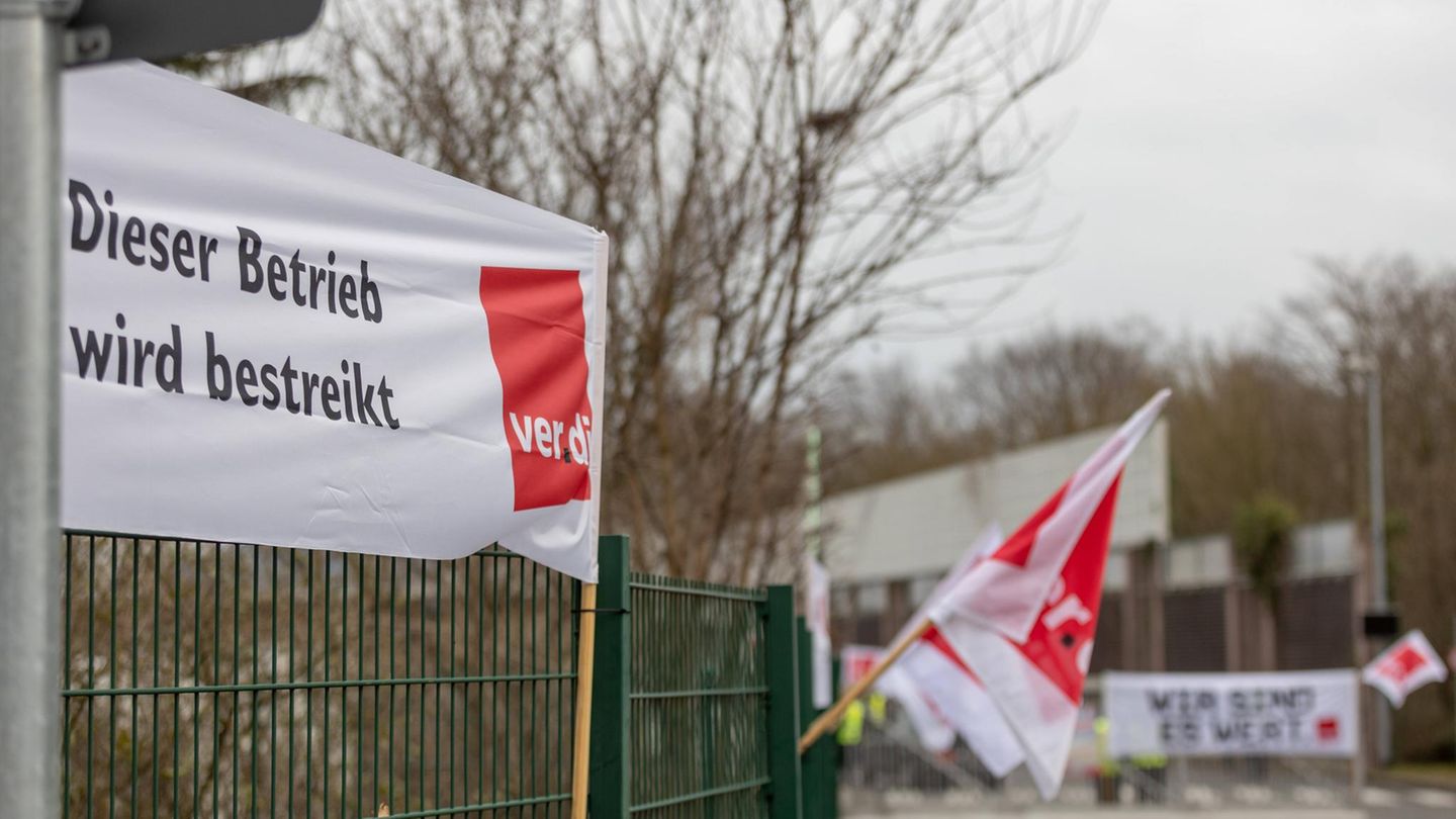 Tarifverhandlungen: ÖPNV soll stillstehen: Warnstreiks in einigen Bundesländern angekündigt