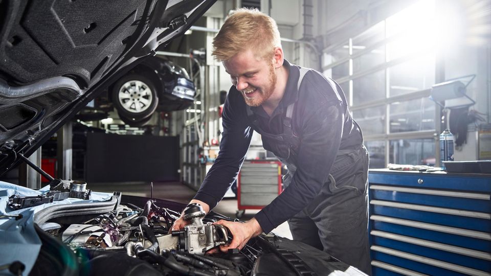 Was Verdient Man Als Kfz Mechaniker