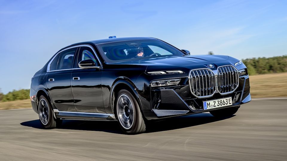 Chancellor Auto BMW i7 Protection-3