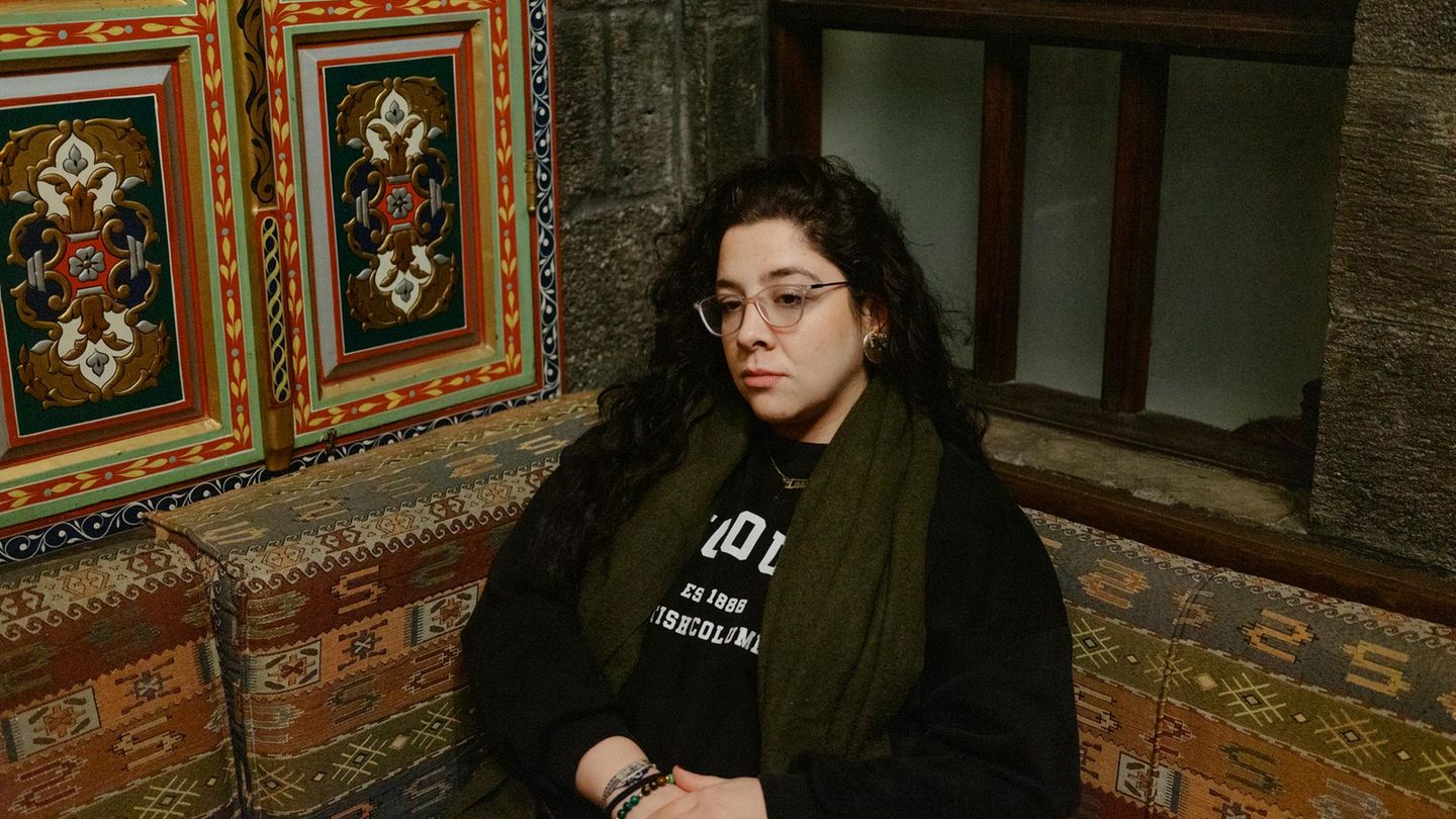Sängerin Leen Ghrewaty in einem Hotel in Damaskus