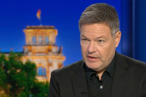 "In Europa müssen alle Alarmglocken läuten" - Habeck zu Trumps Selenskeyj-Aussagen