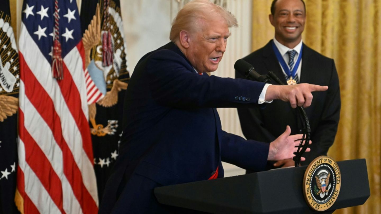 Donald Trump und Tiger Woods im Weißen Haus