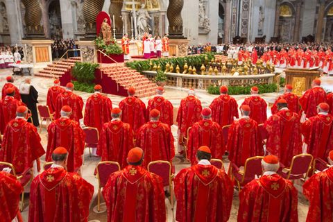 Papst Franziskus wurde 2013 durch das Konklave als Kirchenoberhaupt bestimmt. Die Papstwahl dürfte dieses Jahr von großen inneren Streitigkeiten begleitet werden