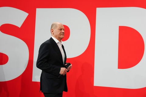 Ganze Rede im Video:  "Bitteres Wahlergebnis" – Scholz räumt historische SPD-Niederlage ein