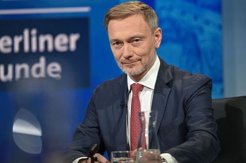Der FDP-Vorsitzende geht, nachdem es bei der Bundestagswahl nicht für einen Wiedereinzug der FDP reichte