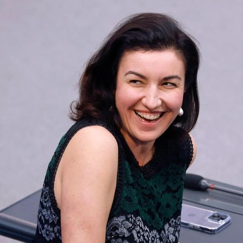 Dorothee Bär (CSU) lacht im Bundestag: Bei der Bundestagswahl hatte sie besonderen Erfolg