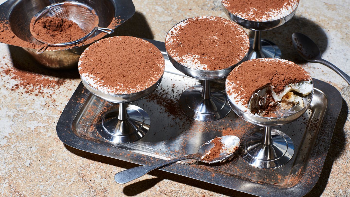 Besser essen: Italo-Express: Mit diesem 15-Minuten-Tiramisù wird jeder Abend zum Dessert-Fest