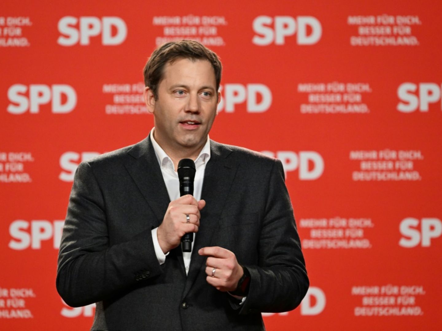 SPD-Chef Klingbeil will auch Fraktionschef werden - Erneuerung der SPD  angekündigt | STERN.de