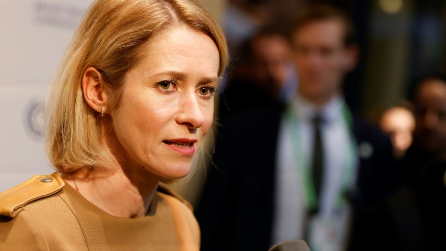 Die EU-Außenbeauftragte Kaja Kallas leitet den Ministerrat