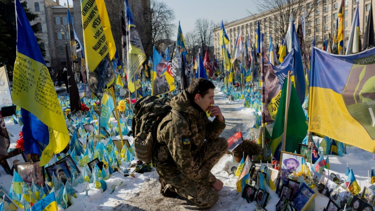 Ukrainischer Soldat in Kiew