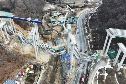 Brückeinsturz in Anseong in Südkorea