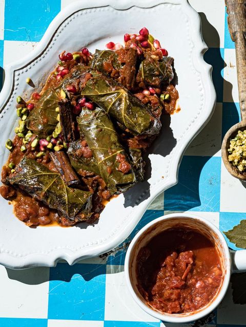 Rezept Gefüllte Weinblätter angerichtet
