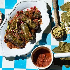 Rezept Gefüllte Weinblätter angerichtet