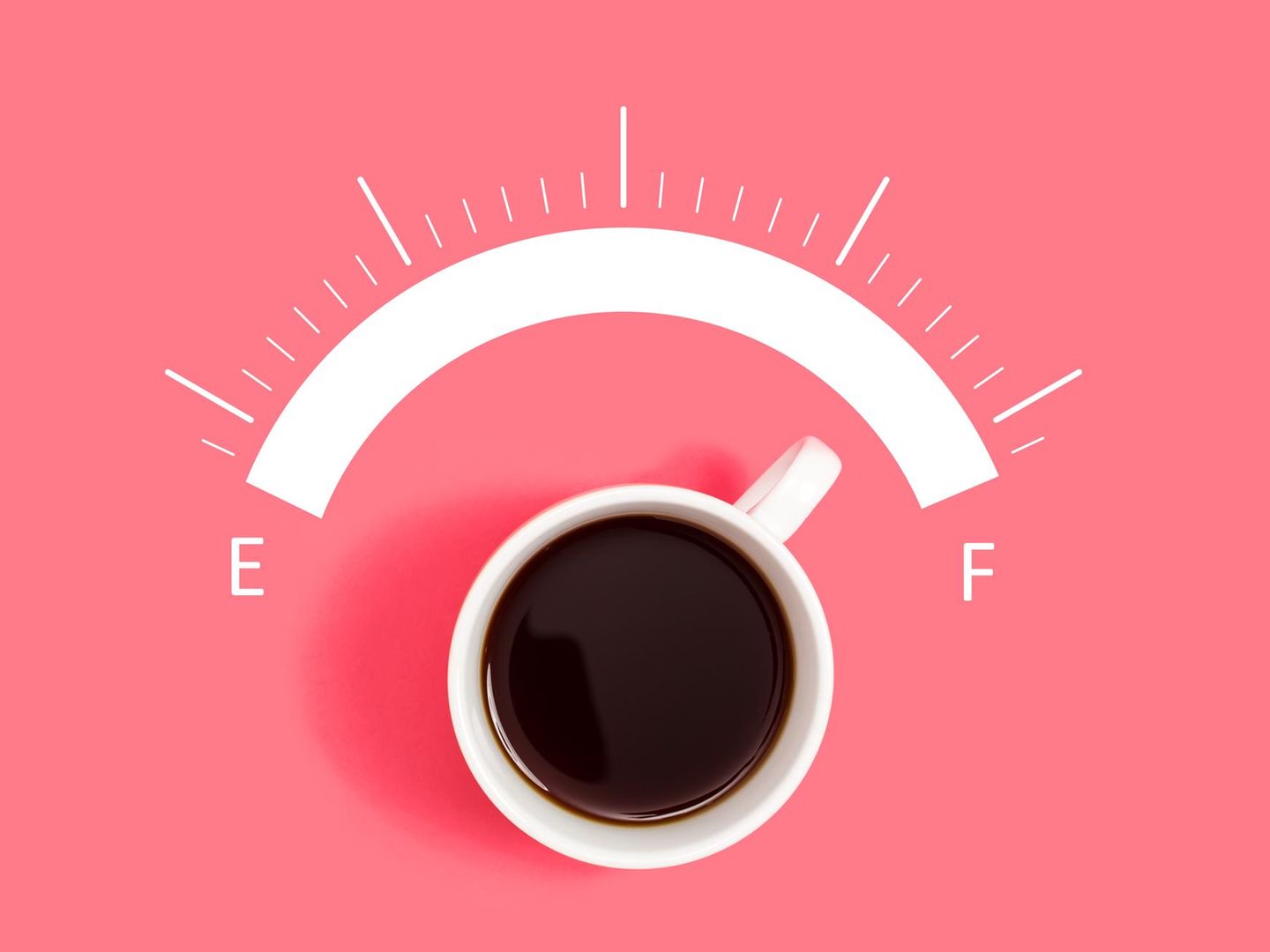 Illustration einer Kaffeetasse unter  Full Power Scala deren Henkel zum F zeigt