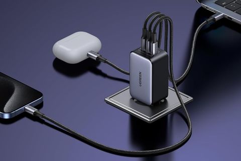 Kann drei Geräte gleichzeitig laden: Das Ugreen Nexode Ladegerät
