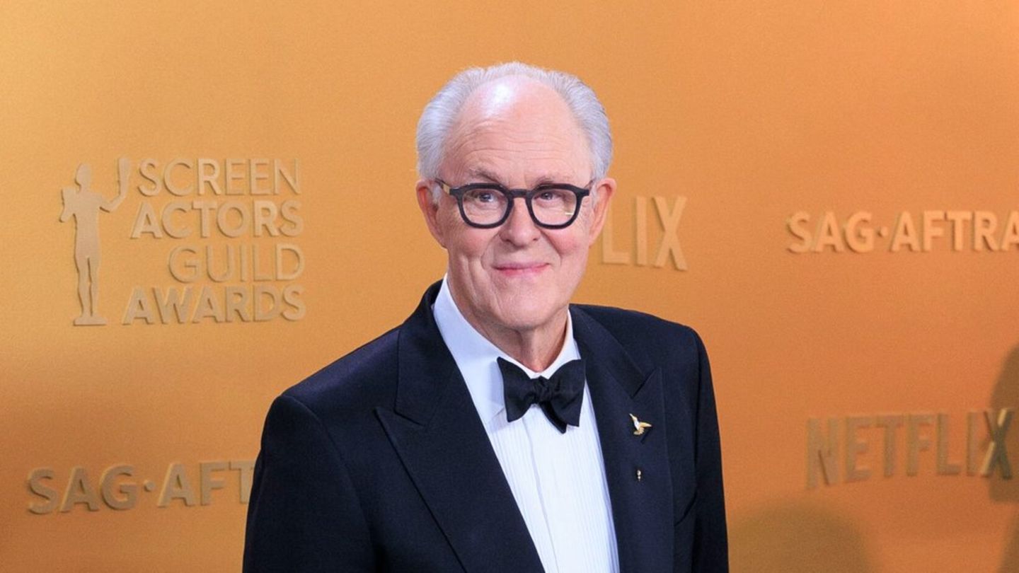 In-der-Harry-Potter-Serie-John-Lithgow-best-tigt-seine-Dumbledore-Rolle