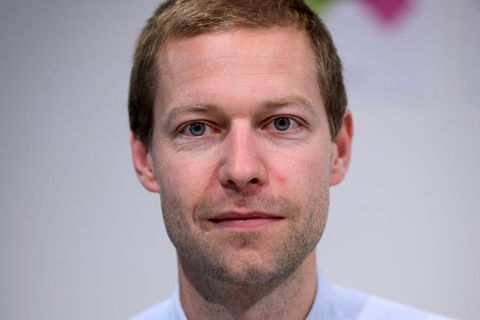 Porträt des Anwalts Lukas Theune, Verteidiger von Daniela Klette