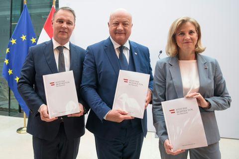 SPÖ-Chef Babler, ÖVP-Chef Stocker, Neos-Chefin Meinl-Reisinger