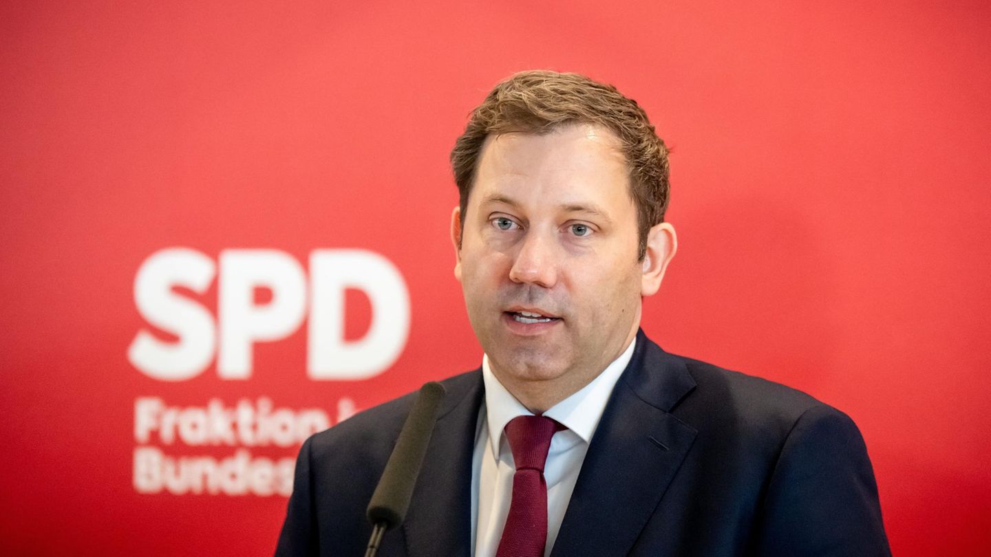 Union under pressure: “A foul”: Dispute over NGO request charges coalition talks