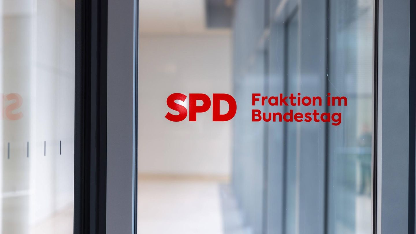 Otto-Wels-Saal: The CDU jumps a bit