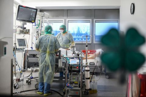 Behandlung in einem Krankenhaus