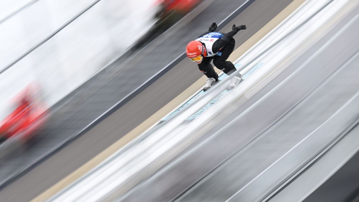 Nordische Ski-WM: Skispringerin Freitag gewinnt WM-Silber