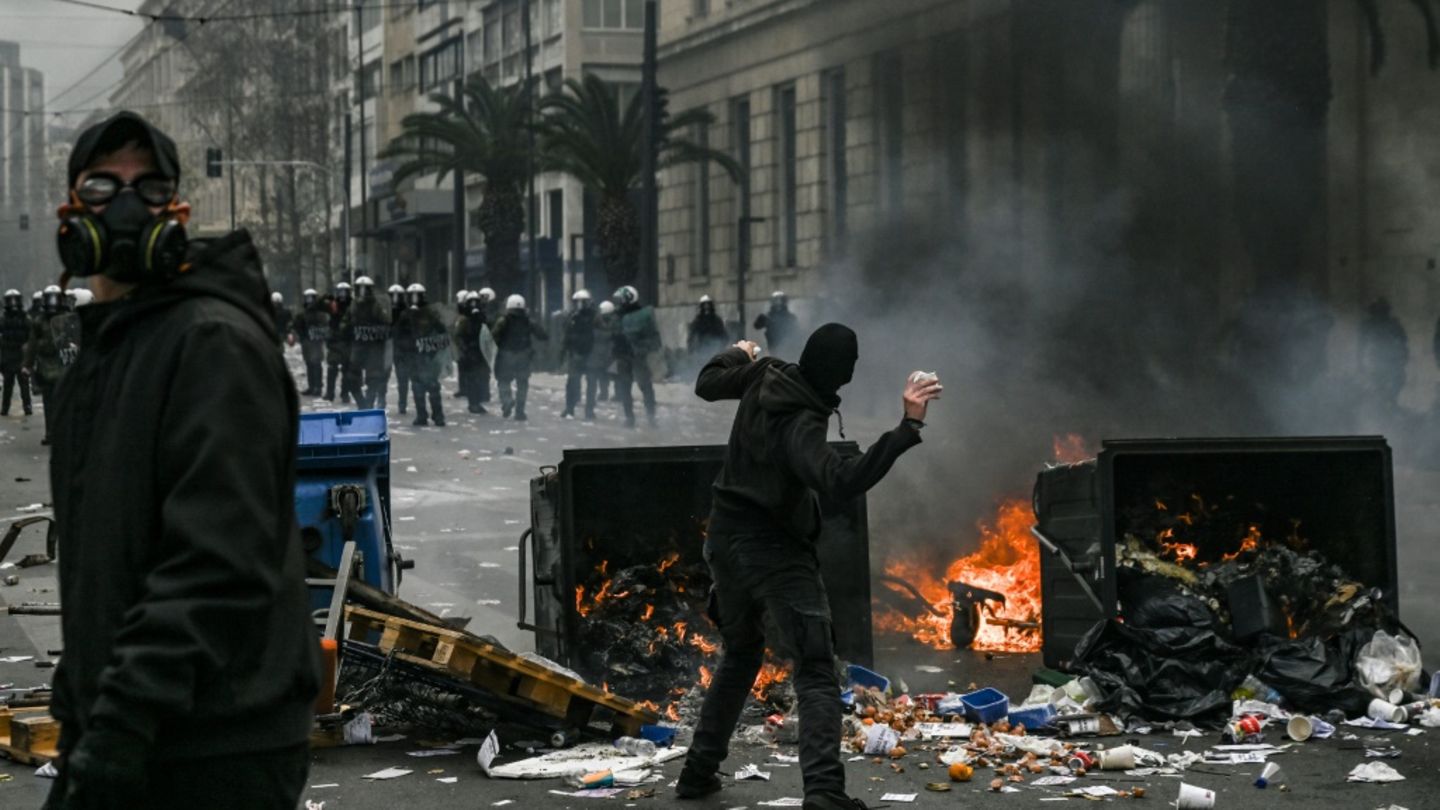 Gewalt am Rand der Demonstration in Athen