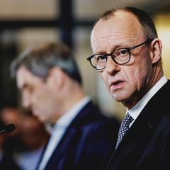 Friedrich Merz und Markus Söder sprechen zur Presse