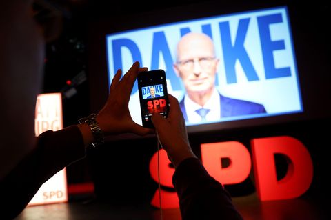 SPD feiert sich in Hamburg