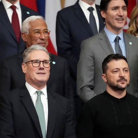 Great Britain's Prime Minister Keir Strander at a group photo