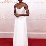 Lupita Nyong'o bei den Oscars in einer weißen Chanel-Robe