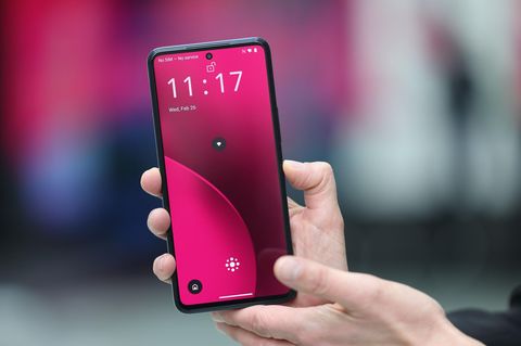 Die Telekom setzt bei ihrem neuen Smartphone voll auf Künstliche Intelligenz