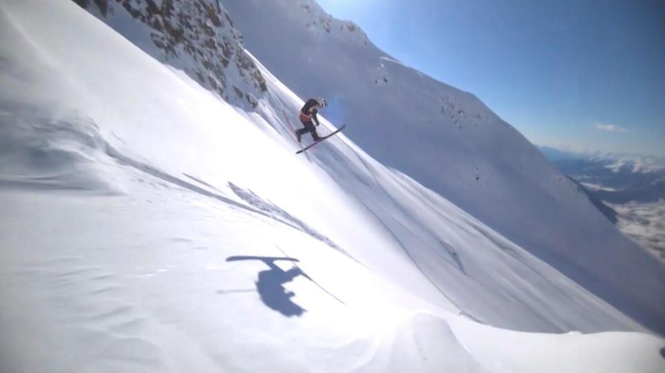 Freerider-Skifahrer World Tour: Freerider stürzen sich 42-Grad-Steilhang hinunter
