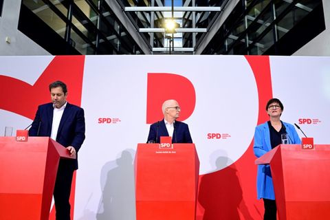 Lars Klingbeil, Peter Tschentscher und Saskia Esken