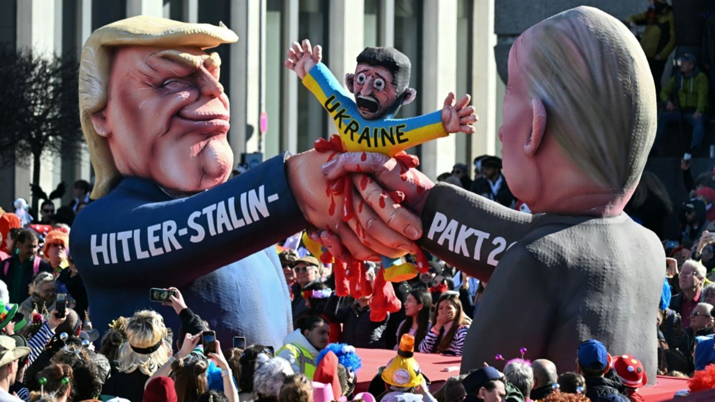Rosenmontagszüge rollen mit viel Spott für Politik durch Karnevalshochburgen