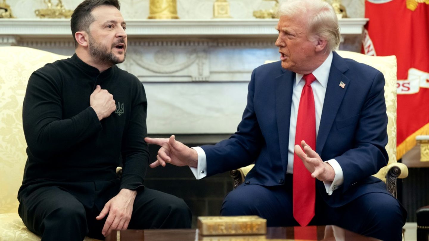 Donald Trump stops all military aids for Ukraine