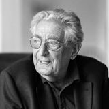 Der frühere Bundesinnenminister und sozialliberale FDP-Politiker starb am 15. Februar im Alter von 92 Jahren. Von 1978 an war er vier Jahre lang Bundesinnenminister unter Kanzler Helmut Schmidt. Von 1982 bis 1991 war er noch FDP-Vize. Nach seinem Ausscheiden aus dem Bundestag arbeitete er wieder als Rechtsanwalt und führte erfolgreich Verfassungsbeschwerden gegen staatliche Überwachung