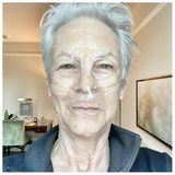 Vip-News: Jamie Lee Curtis zeigt sich ungeschminkt – und ihre Fans bewundern ihre Ehrlichkeit