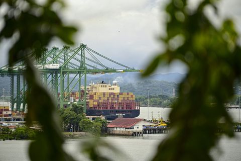 Hafen am Panamakanal
