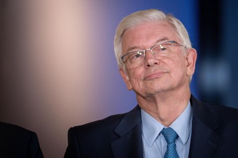 Merz' Sieg ist auch sein Sieg: CDU-Politiker Roland Koch, 66