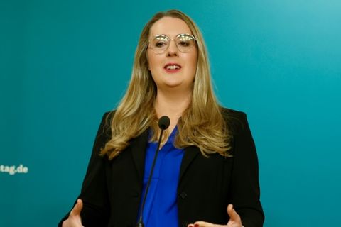 Grünen-Ko-Fraktionschefin im Bundestag, Katharina Dröge, kritisiert Friedrich Merz