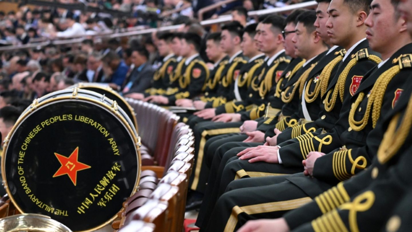 China kündigt Erhöhung der Verteidigungsausgaben an