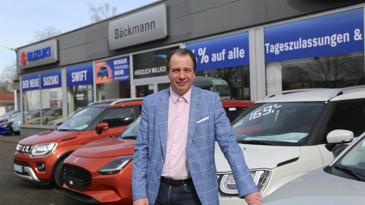 Autohändler Stefan Bäckmann fordert billigen Ladestrom, um Elektroautos noch attraktiver zu machen