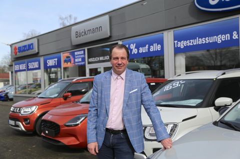 Autohändler Stefan Bäckmann fordert billigen Ladestrom, um Elektroautos noch attraktiver zu machen