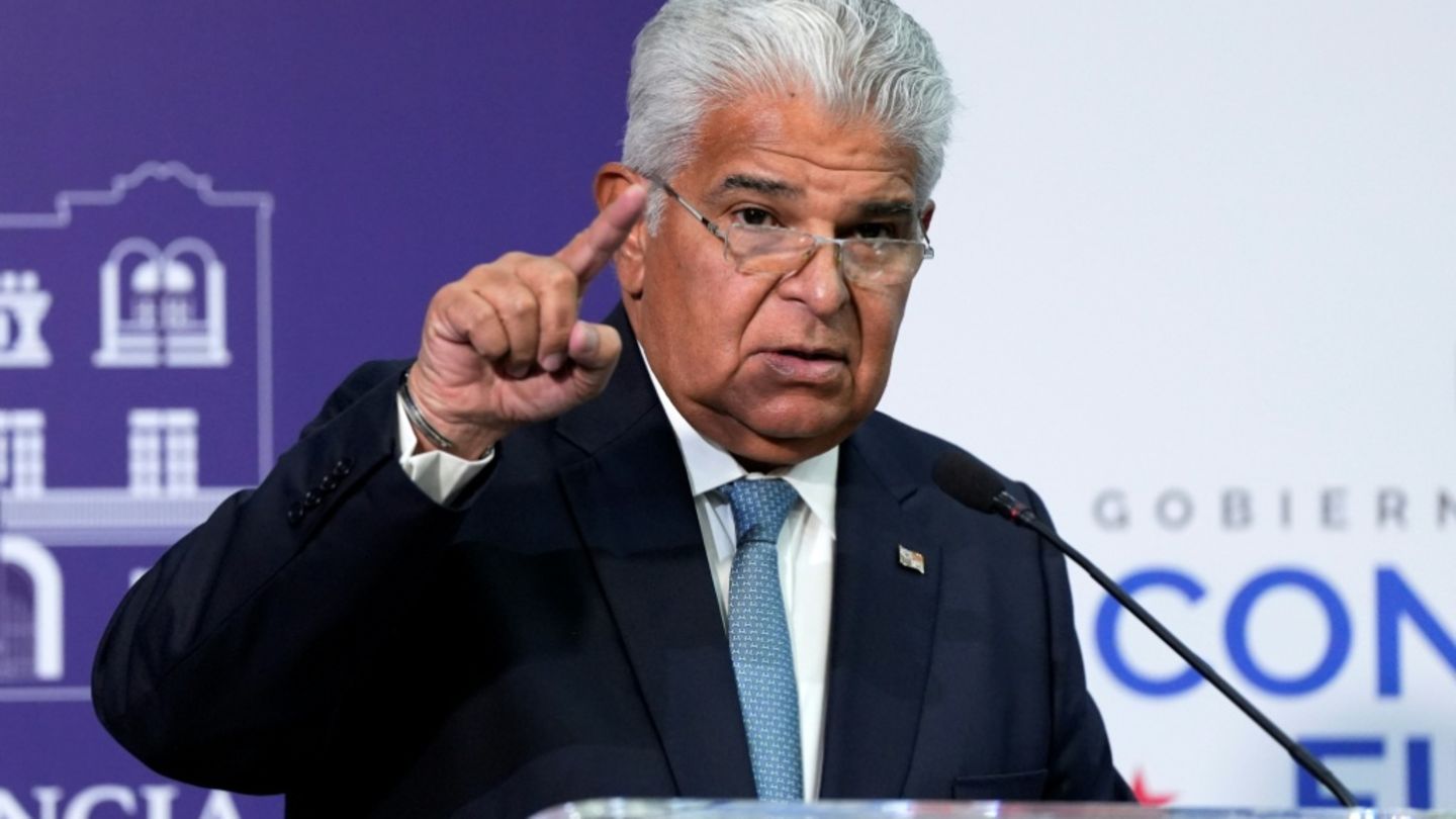 José Raúl Mulino bei einer Pressekonferenz im Februar 2025