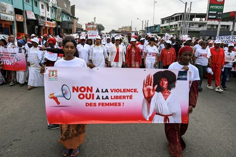 Frauen protestieren in Côte d'Ivoire