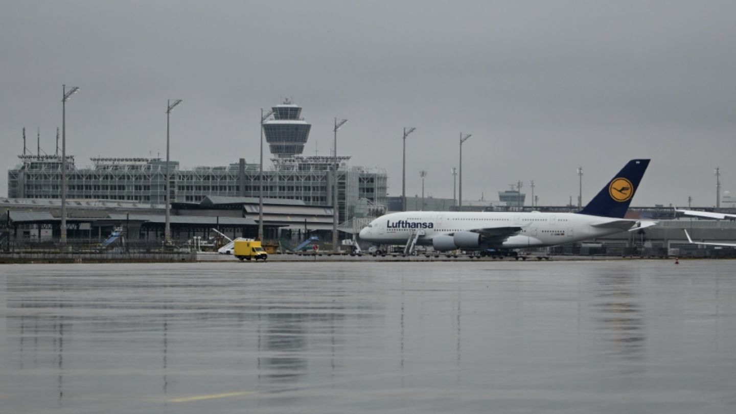 Flugzeug von Lufthansa in München