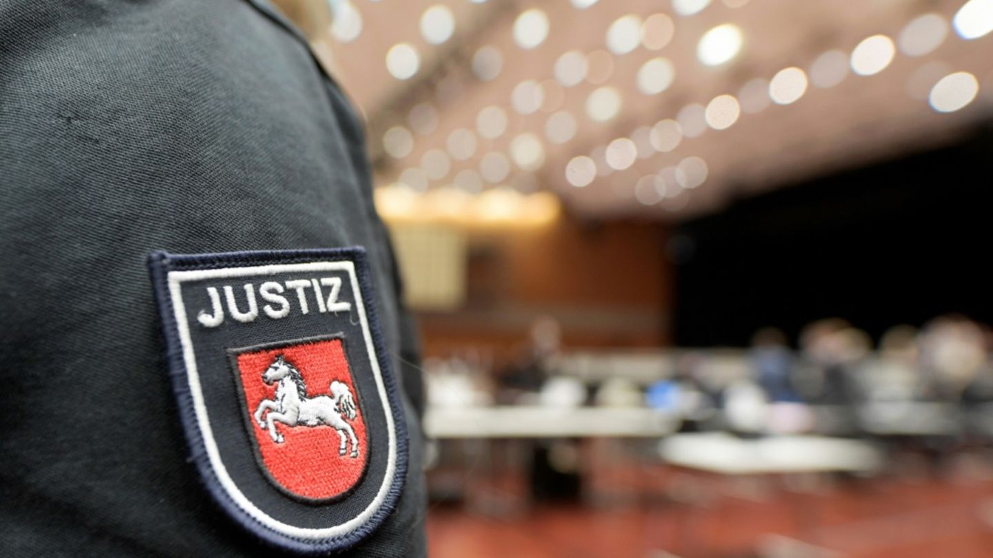Niedersächsischer Justizbeamter