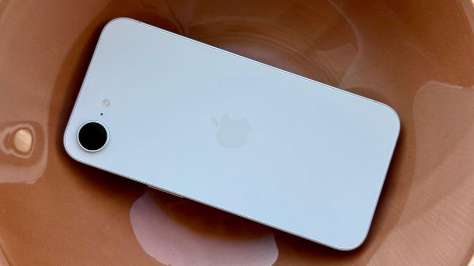 Apple iPhone 16e Test Apple iPhone 16e Test