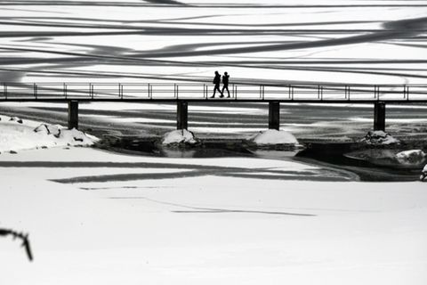 Der zugefrorene Eibsee im Winter (Archivbild)